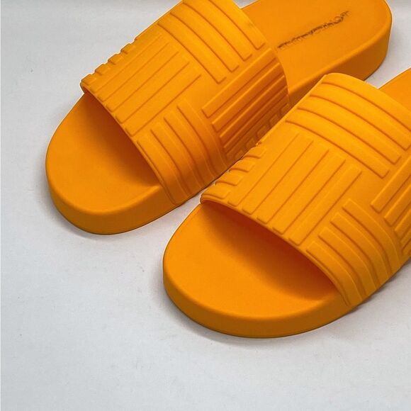 Bottega Veneta Orange Rubber Slides size 37 - Picture 3 of 11